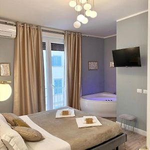 Camera con letto king size